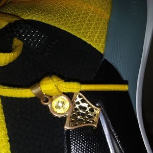 Meet your Posher, Zachary